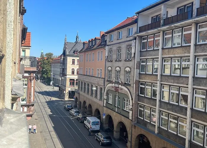 2 Am Bahnhof * Erfurt
